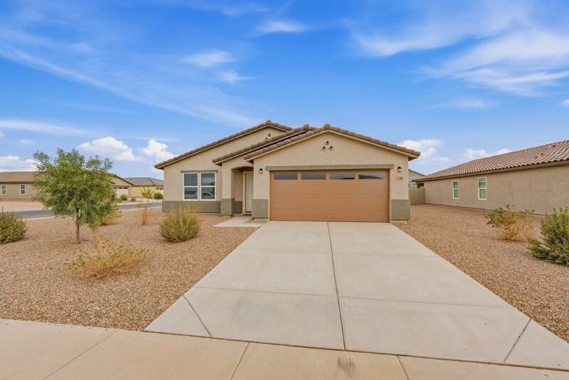 1796 W Laguna Dr - Photo 2 of 34