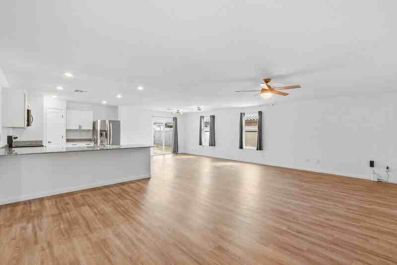 1796 W Laguna Dr - Photo 6 of 34