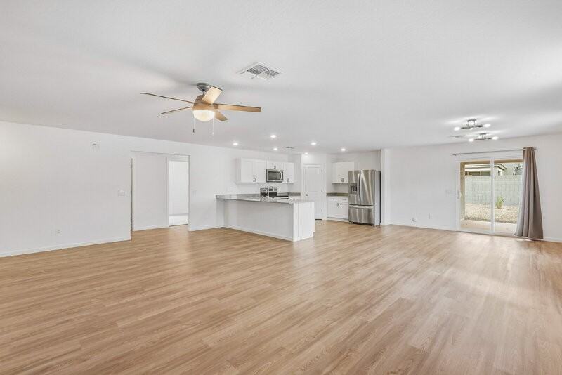 1796 W Laguna Dr - Photo 7 of 34