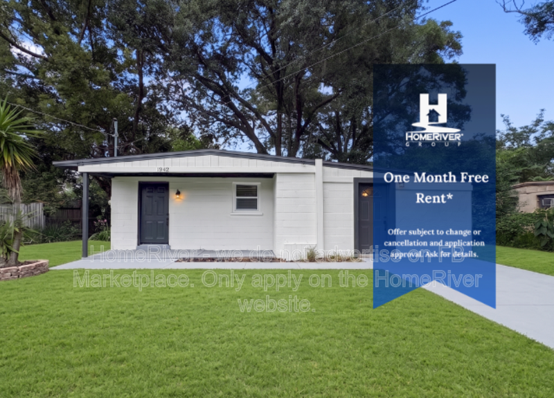 1942 Brookview Dr S