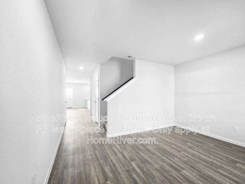 137 Bluebonnet Way - Photo 6 of 26
