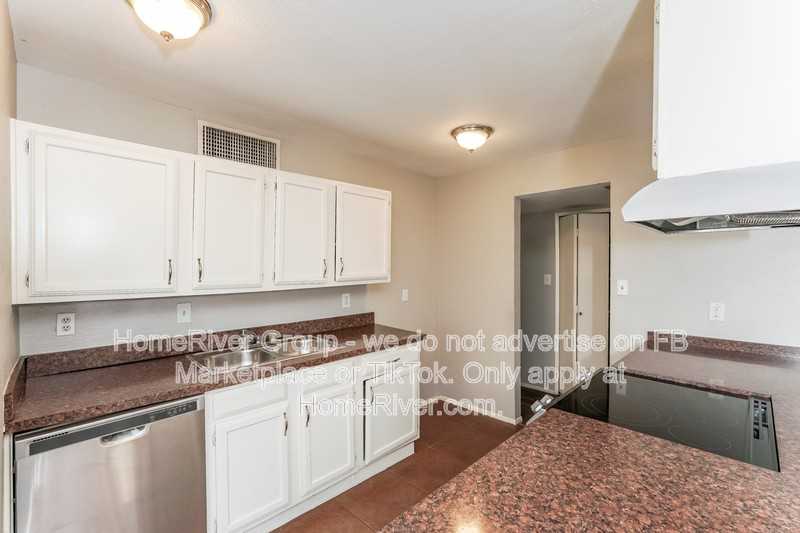 6905 Mid Cities Blvd - Photo 5 of 21