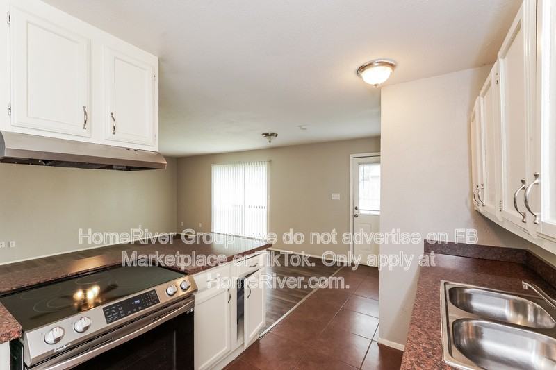 6905 Mid Cities Blvd - Photo 7 of 21