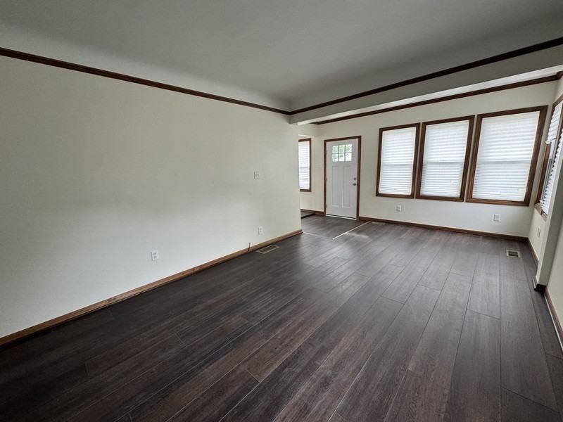 2451 10th St - Photo 3 of 13