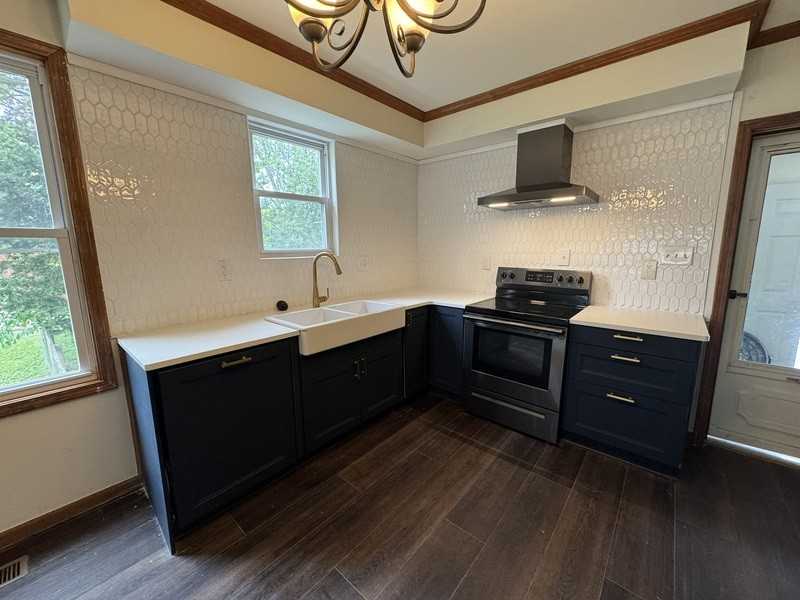 2451 10th St - Photo 7 of 13