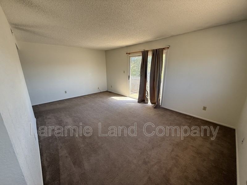 1431 Grafton St - Photo 3 of 18