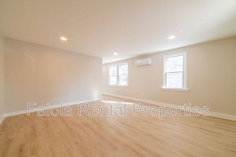 115 N Delancy Pl #A - Photo 2 of 9