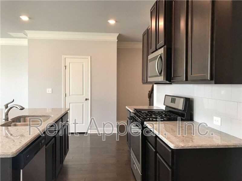 2590 Norwich Trce - Photo 4 of 15