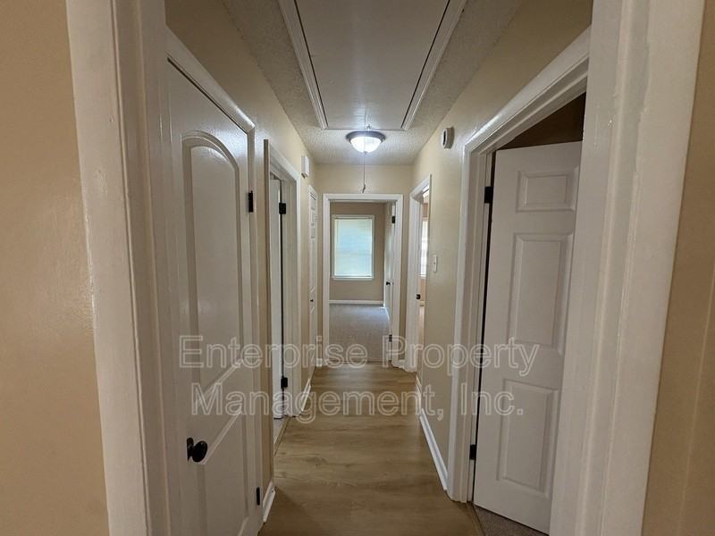 3645 W Sutton Dr - Photo 5 of 21