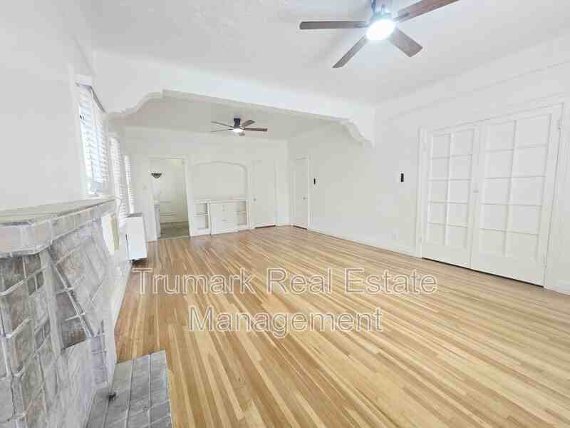 378 W California Ave #1-2 - Photo 2 of 15