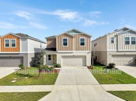 featured image of 3889 Geranium Ave