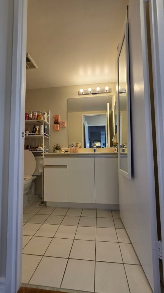81 Townsgate Drive - Photo 4 of 12