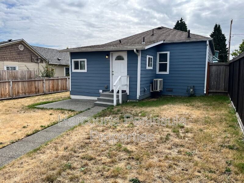 1222 5th St - Photo 2 of 16