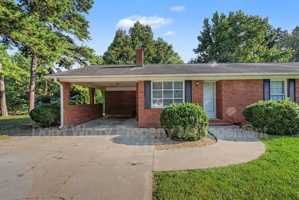 featured image of 1112 Pine Top Rd