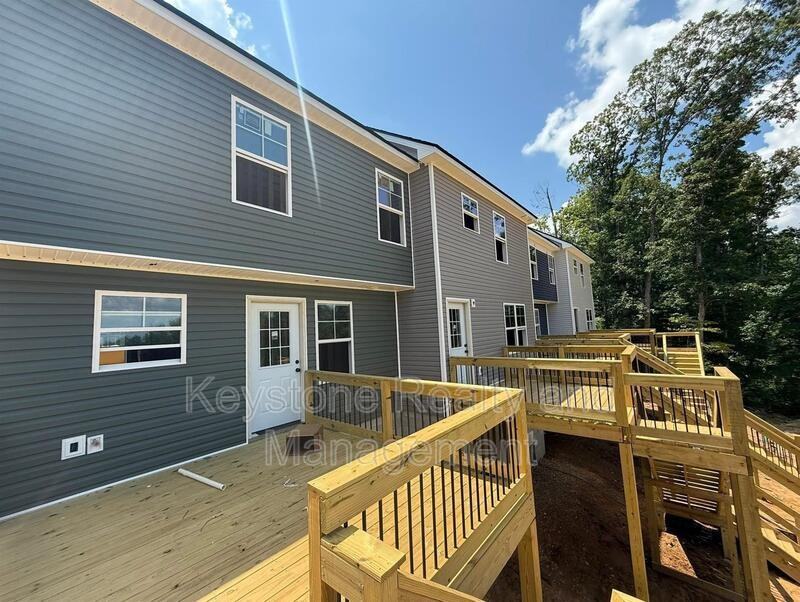 90 Ridge Rd #A - Photo 2 of 11