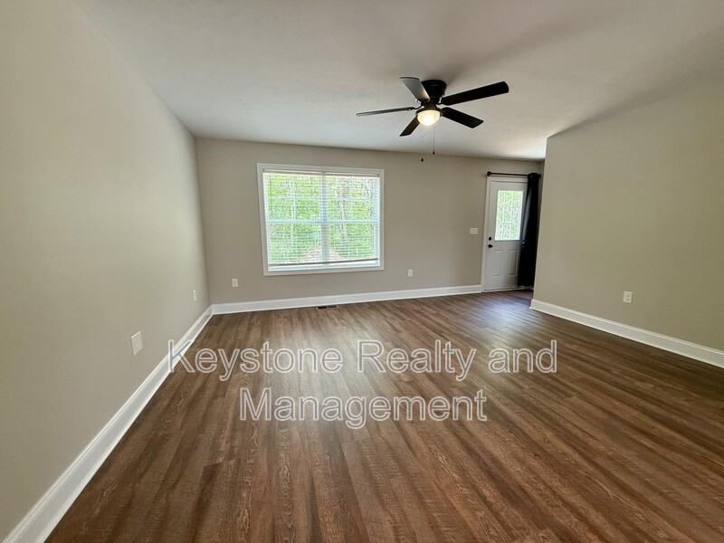 90 Ridge Rd #A - Photo 4 of 11