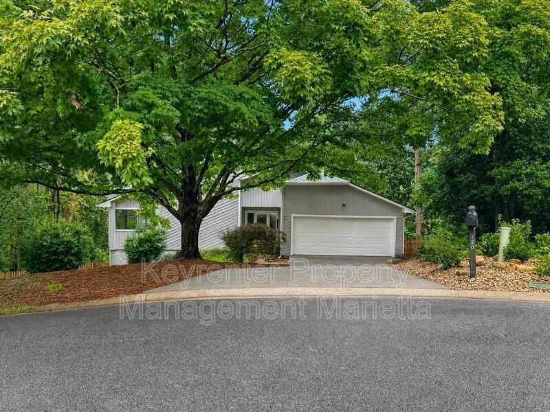 150 Hitching Post Ct Se - Photo 2 of 35