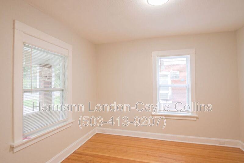 3424 Lucas And Hunt Rd - Photo 3 of 13