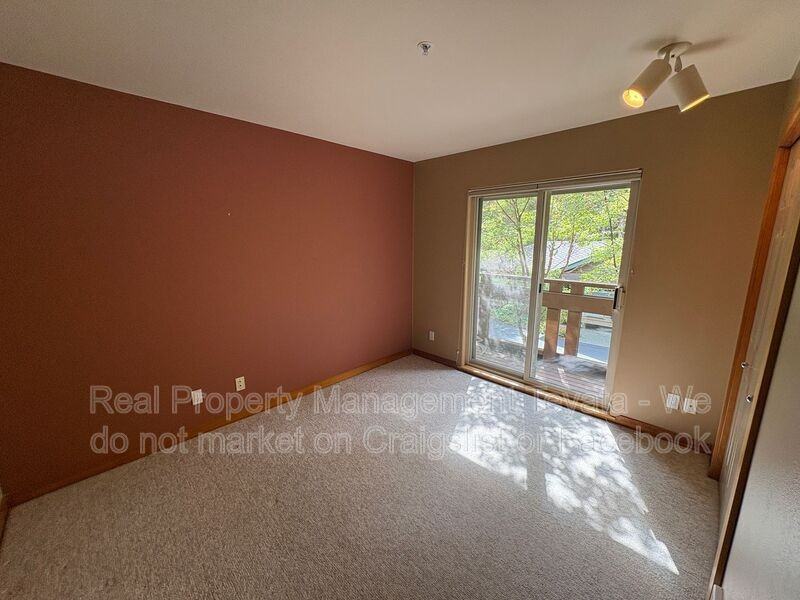 5416 Snow Goose Ln #403 - Photo 6 of 17