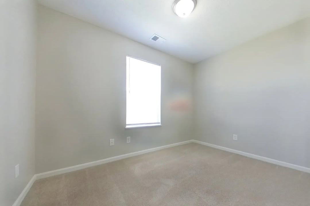 204 Denby Circle - Photo 4 of 12