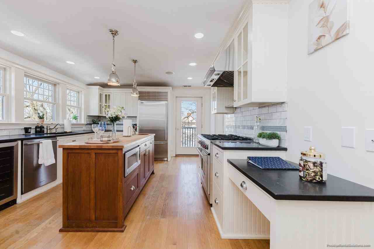 159 Washington St #4 - Photo 2 of 26