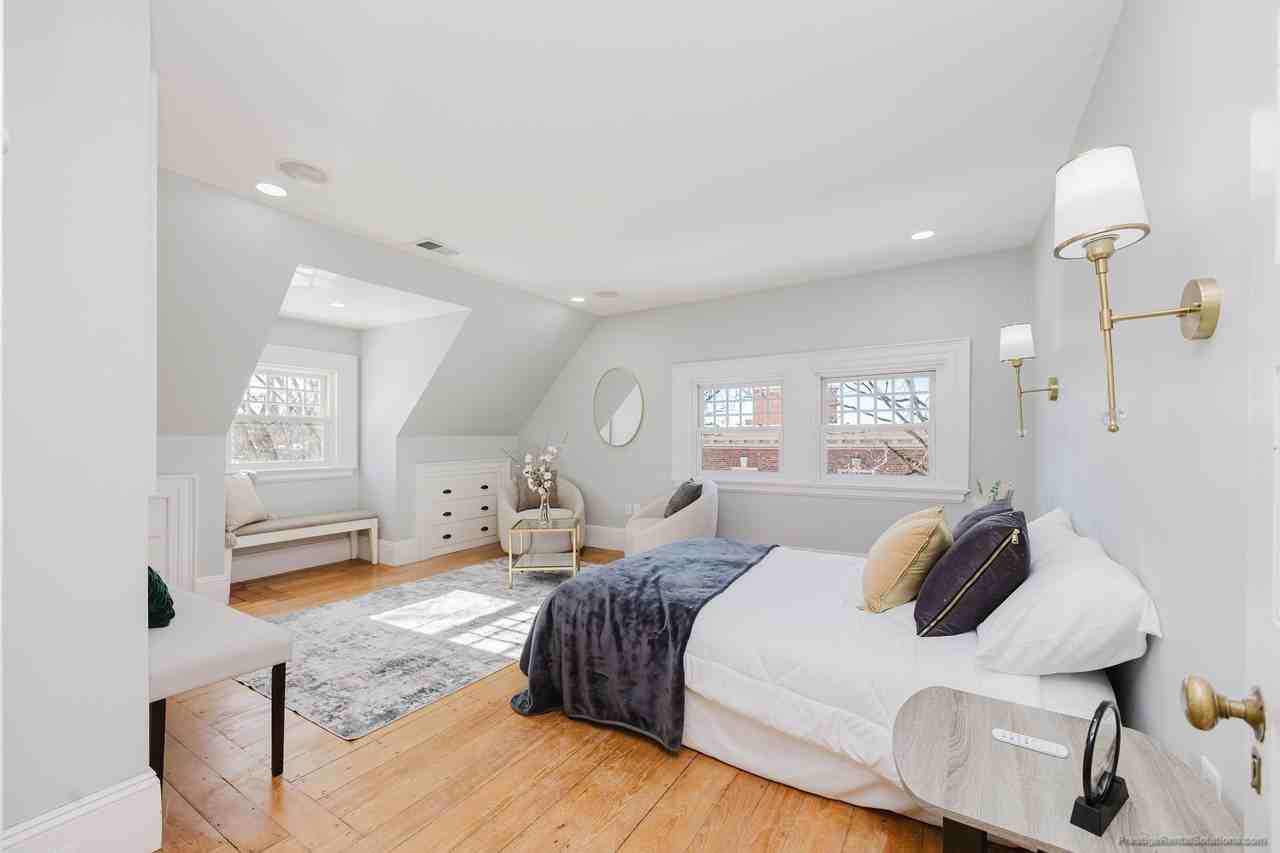 159 Washington St #4 - Photo 3 of 26