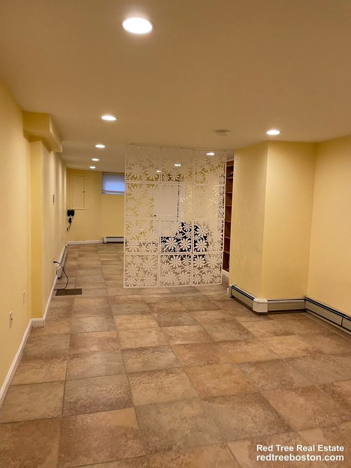 29 Marvin Ln #A - Photo 3 of 5