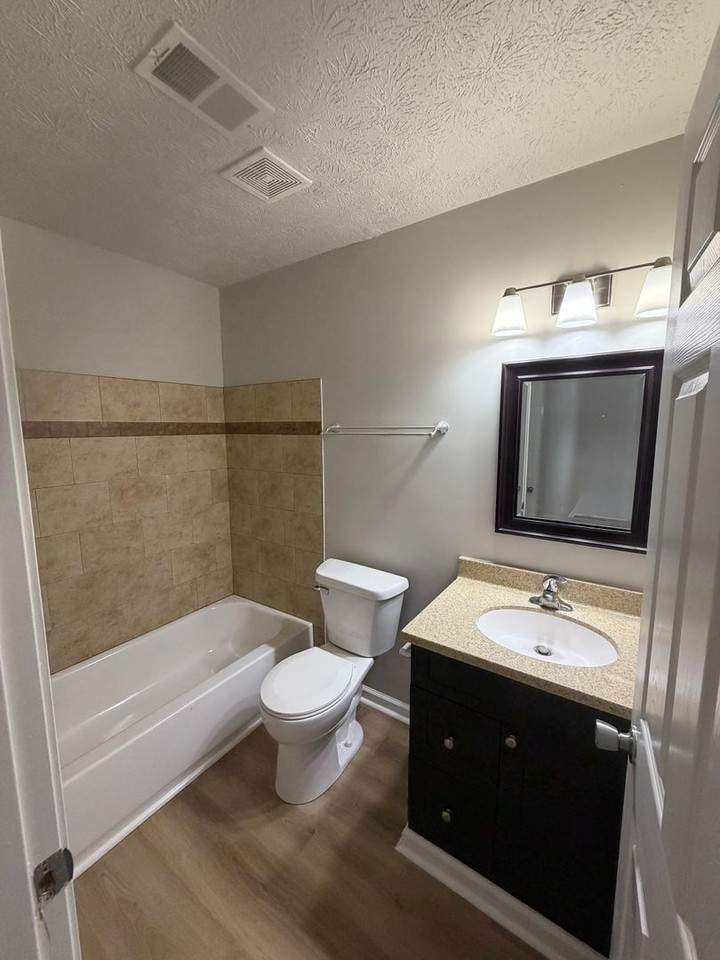 8951 Brigadier Dr - Photo 4 of 14