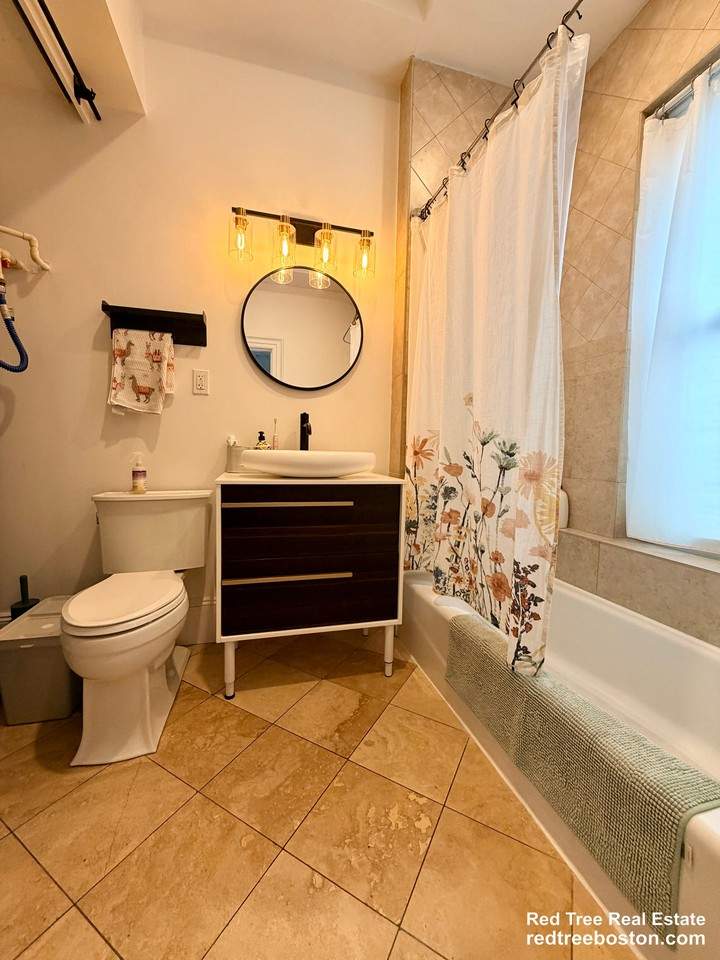 470 Massachusetts Ave #3 - Photo 6 of 12