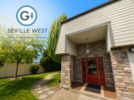 featured image of 1020 S 41st Ave #10