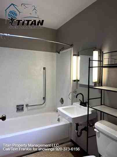 143 West Dionne Street - Photo 7 of 15