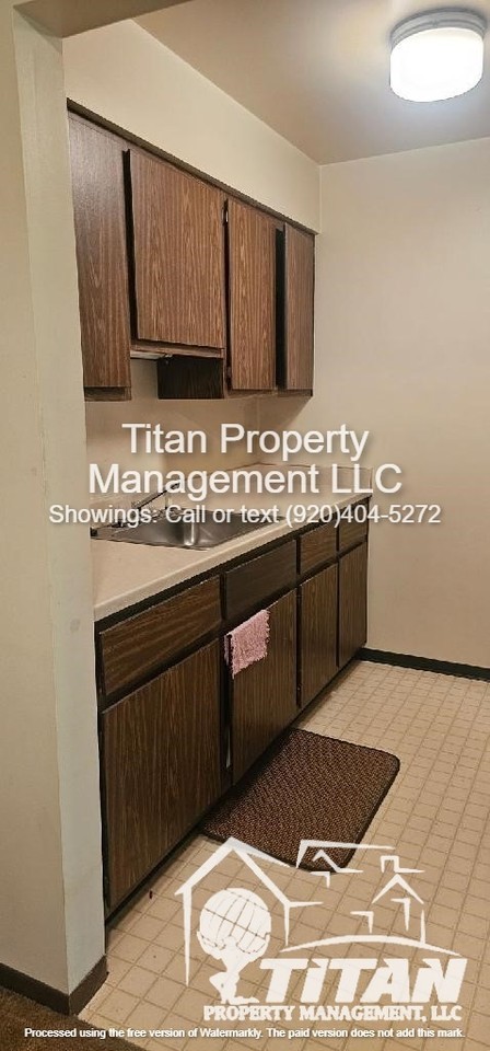 300 East Morning Glory Drive - Photo 2 of 12