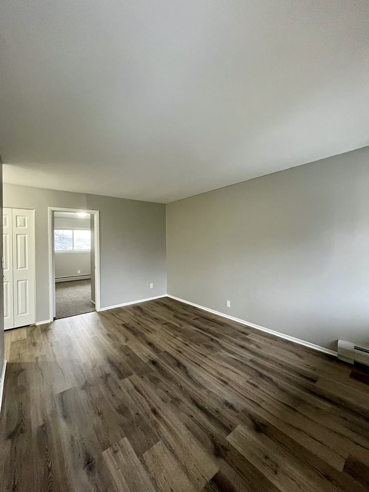 1750-1770 St Johns Park Place Apartments - Photo 2 of 22
