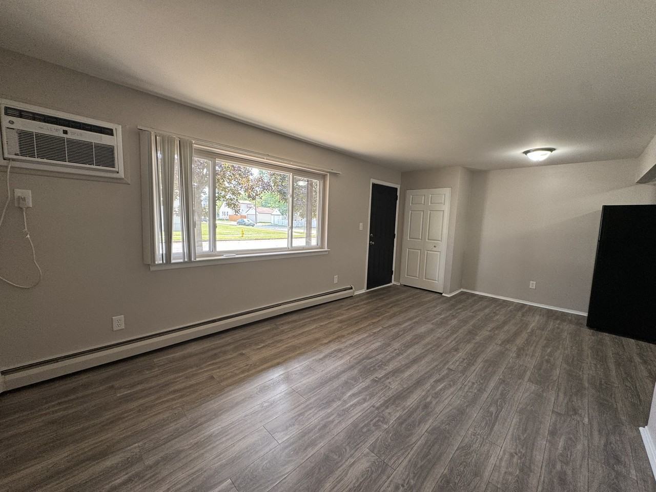 3414 13th Street DANA - Photo 3 of 10