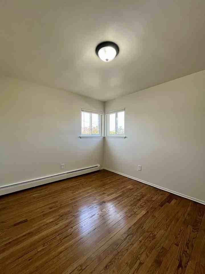 550- 750 Harrison Boulevard - Photo 5 of 22