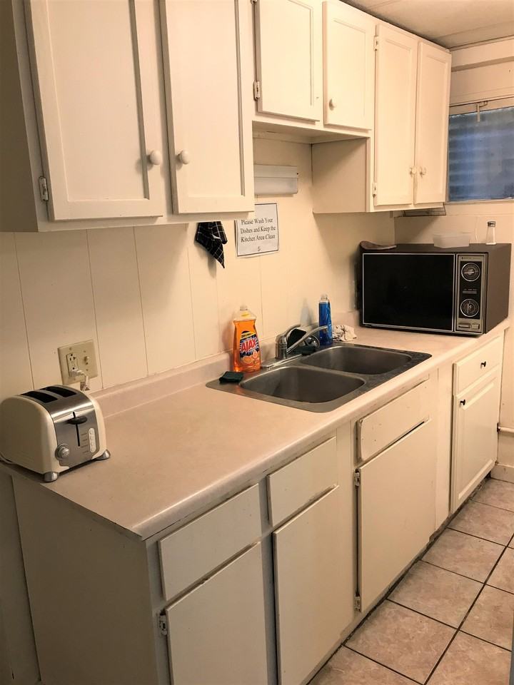 RM 6418 University Avenue - Photo 3 of 35