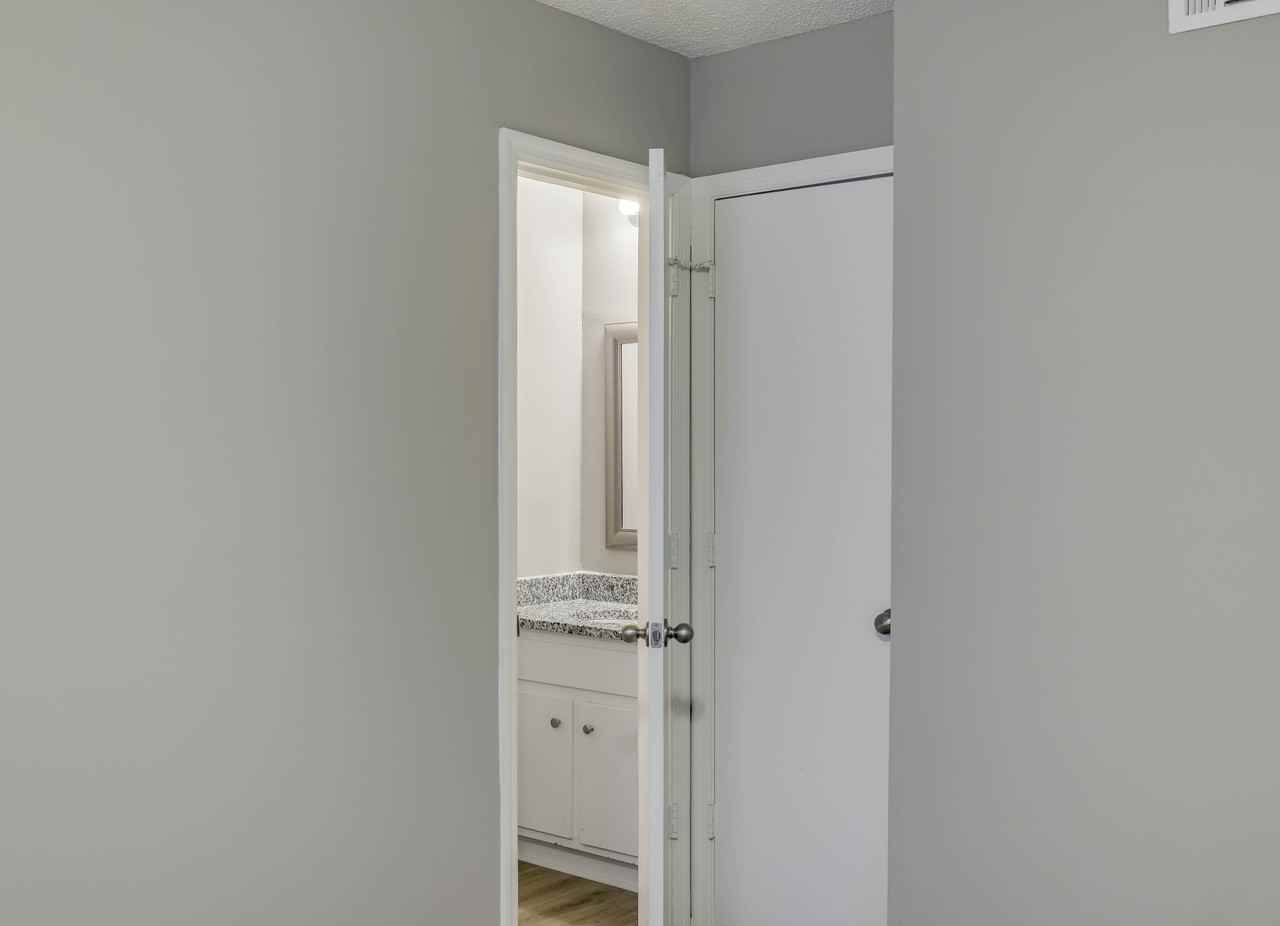 Willow Springs Apartments - Photo 5 of 50