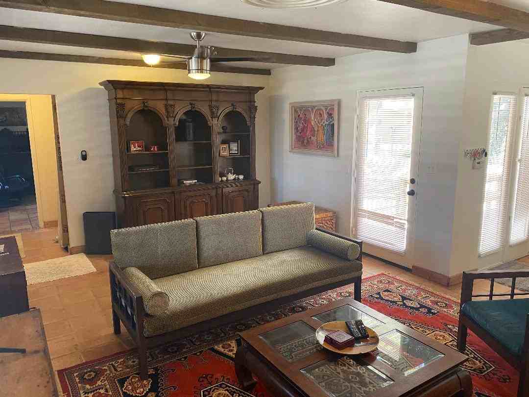 La Casa - Photo 7 of 50