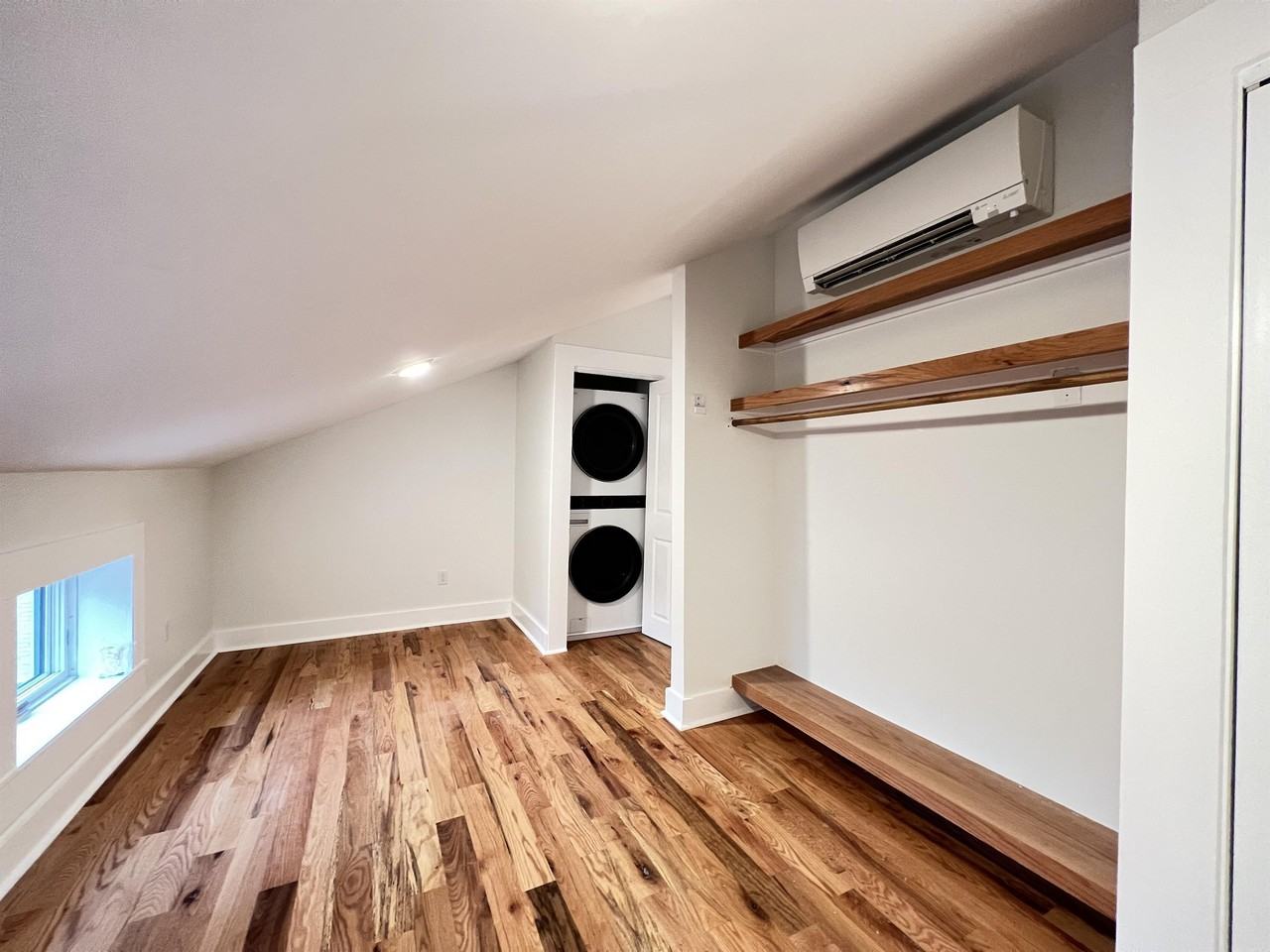 OH_AM_Pendleton Lofts - Photo 5 of 10