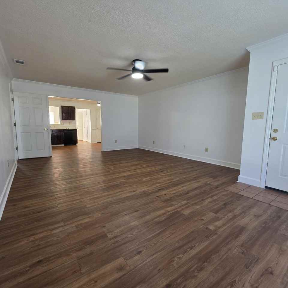 3114-A Fernridge Drive - Photo 2 of 18