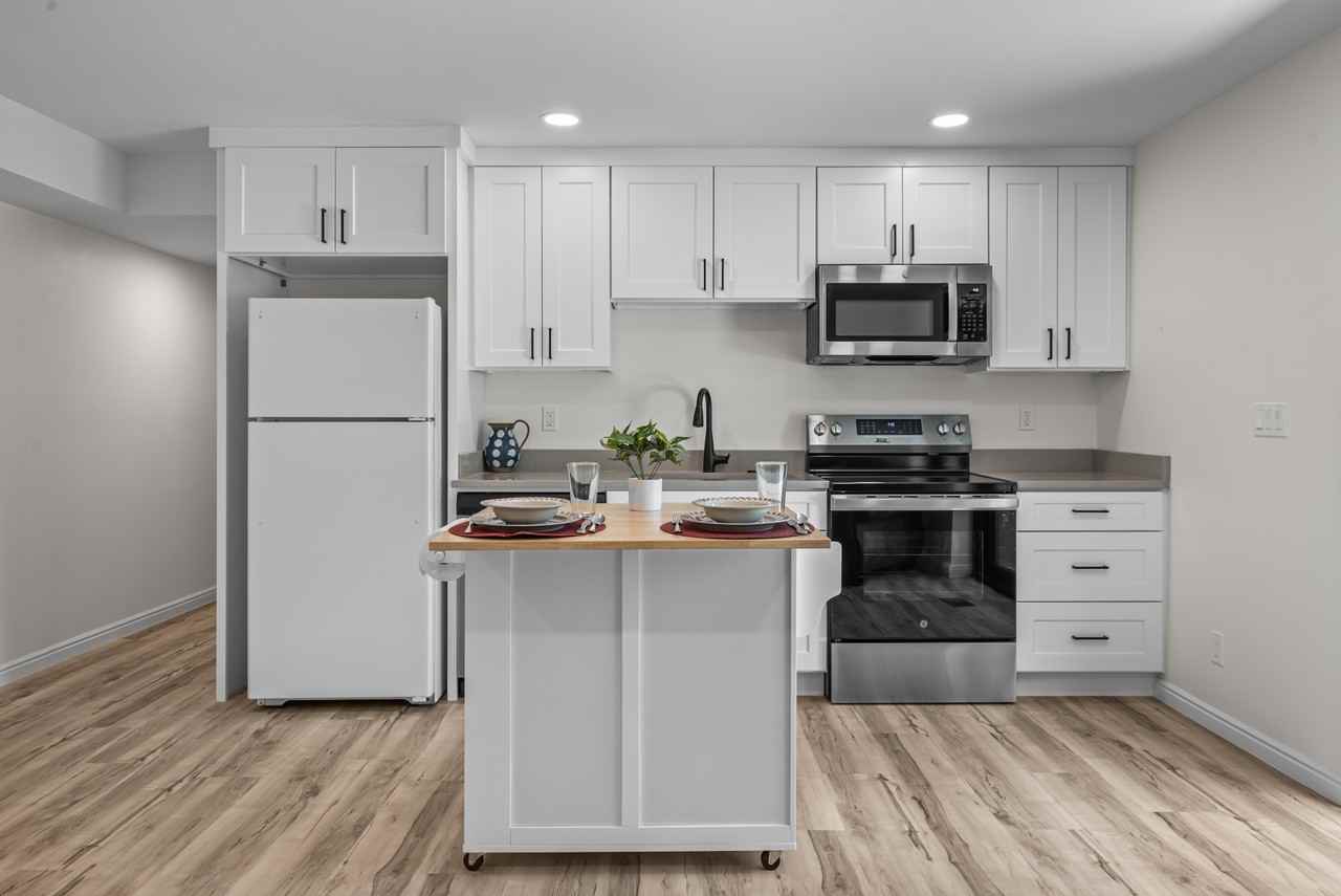 890 S 725 W - Bsmt - Photo 4 of 22