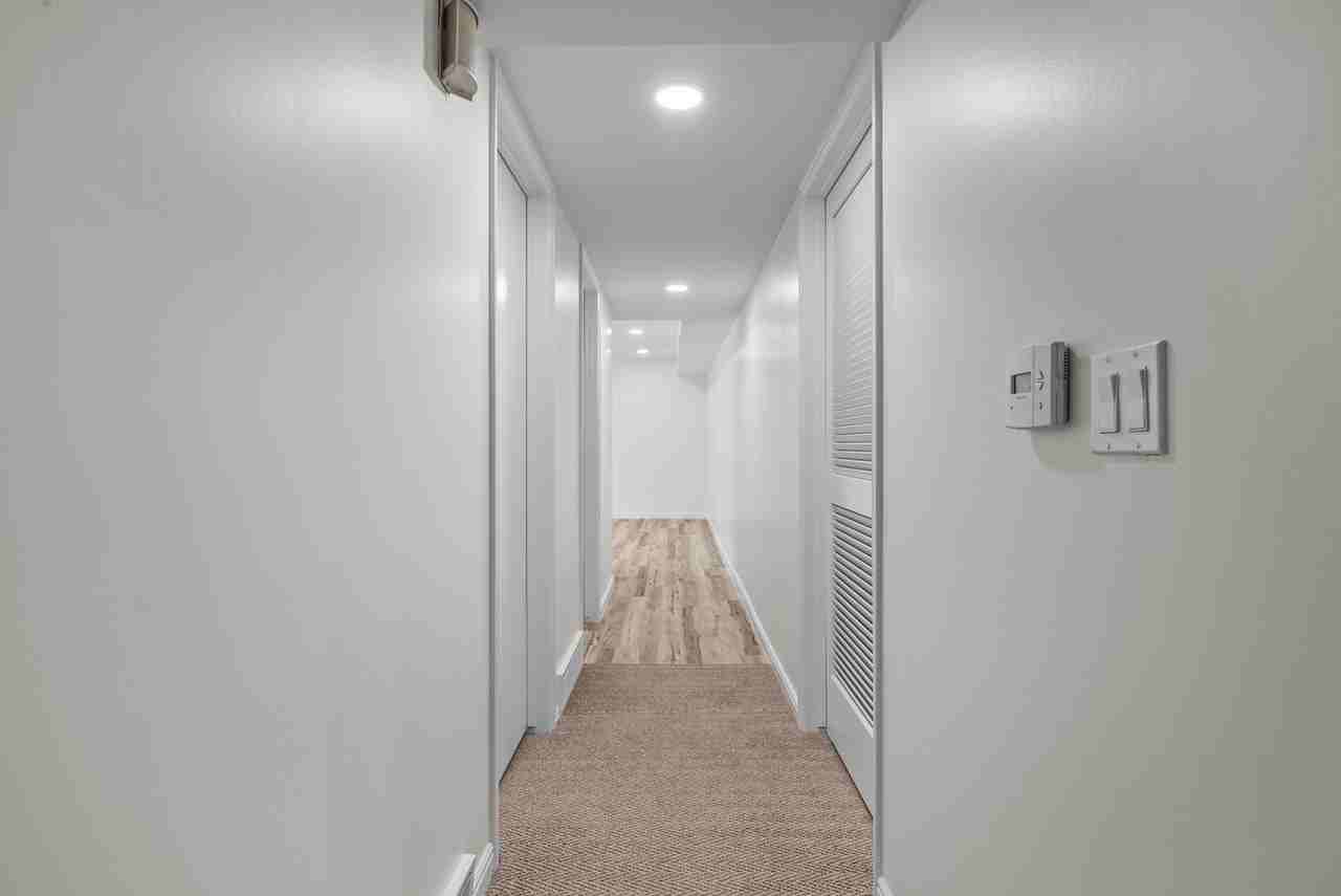 890 S 725 W - Bsmt - Photo 7 of 22