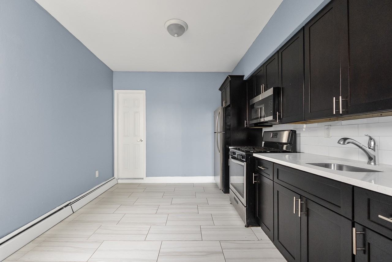 46 East 14th Street - Photo 5 of 10