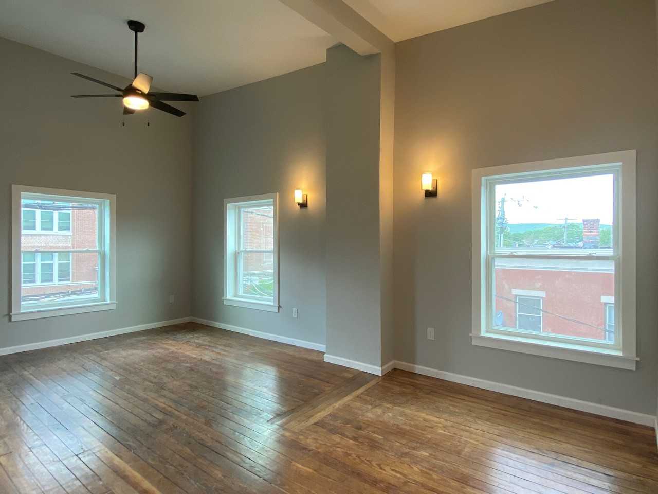 361 /363 South Main Street - Photo 5 of 7