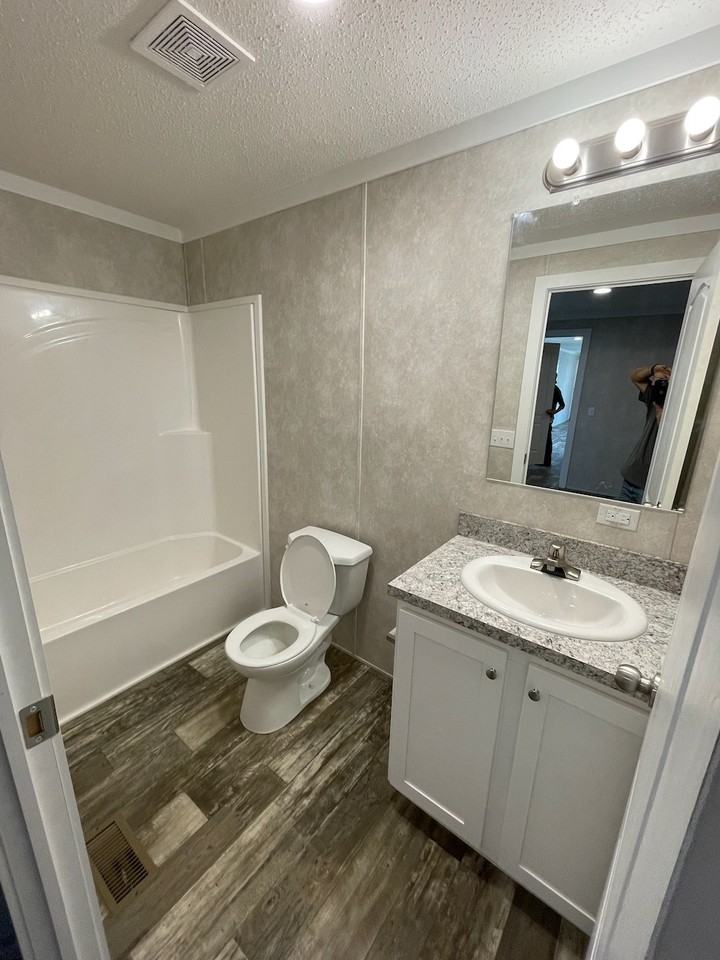 Circle Mobile Home Park - Photo 6 of 9