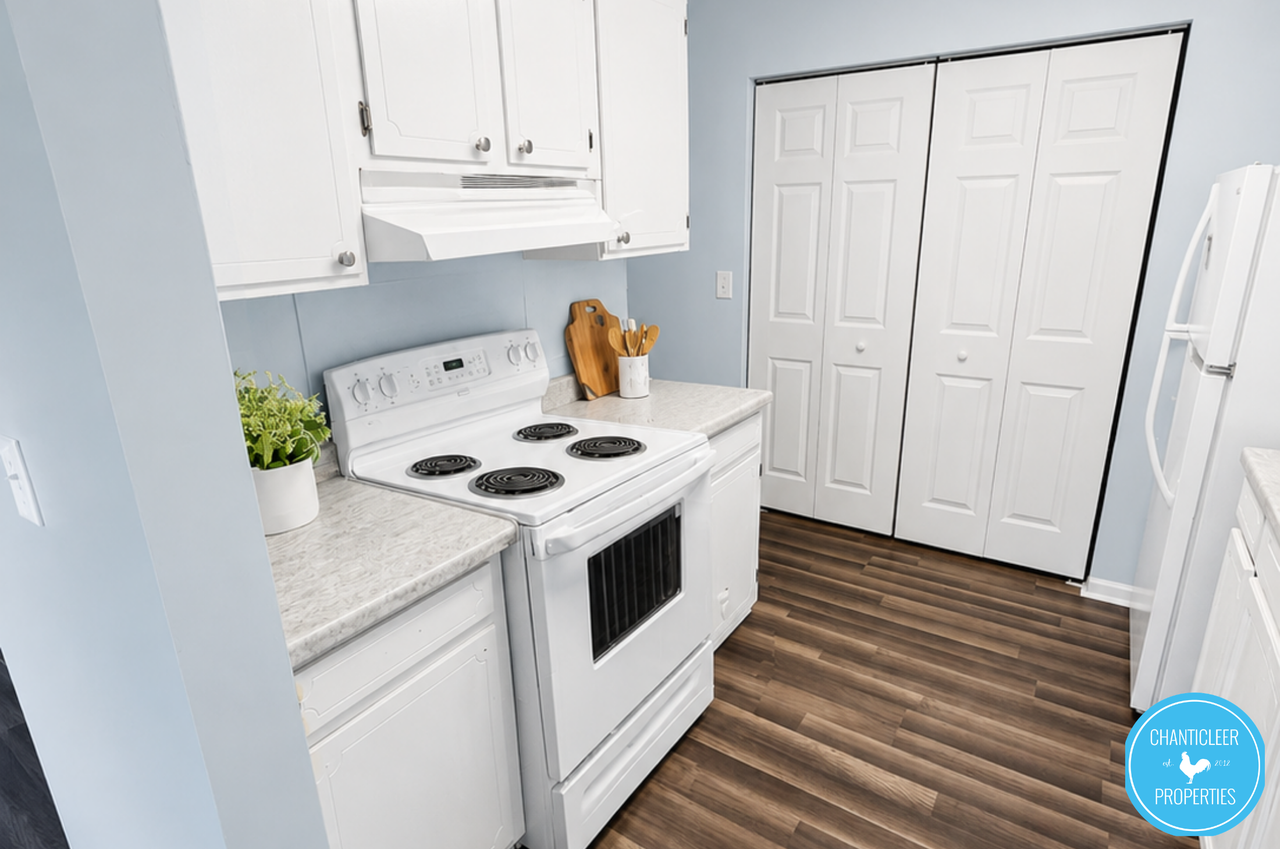 823 East Lafayette Street - Photo 4 of 37