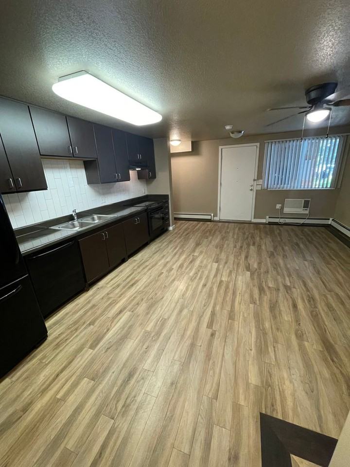 CANTERBURY APARTMENTS - Photo 2 of 13