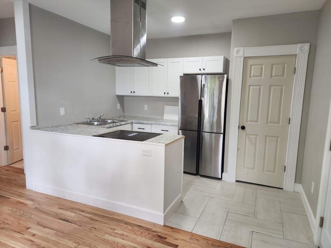 280-290 Garden Street - Photo 2 of 9