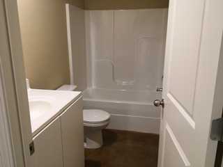 1801 Greensboro Road(all inclusive) - Photo 6 of 10