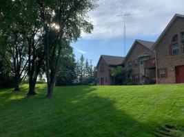 featured image of 170 W Pioneer Rd
